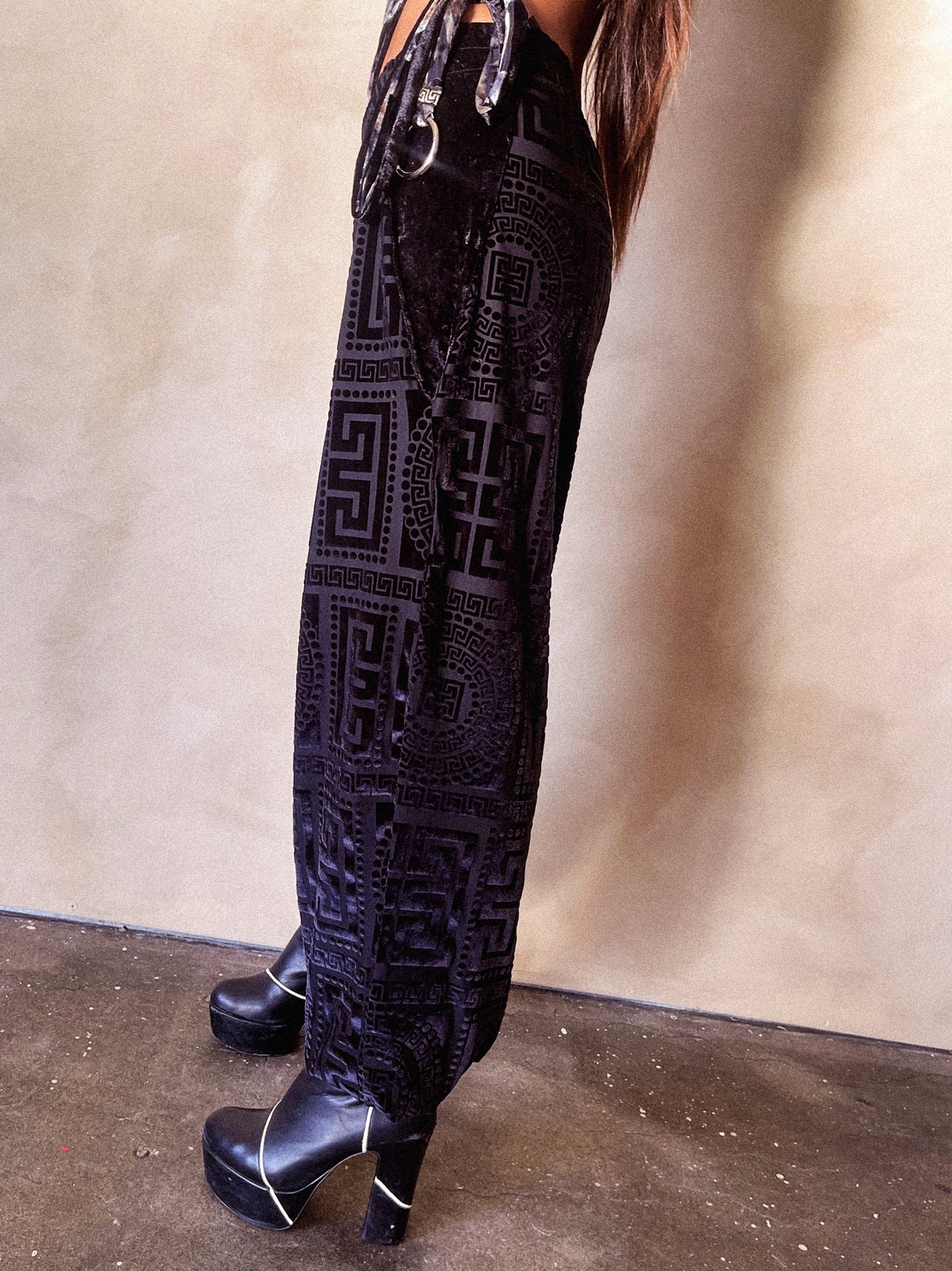 Onyx Unisex Joggers image 6