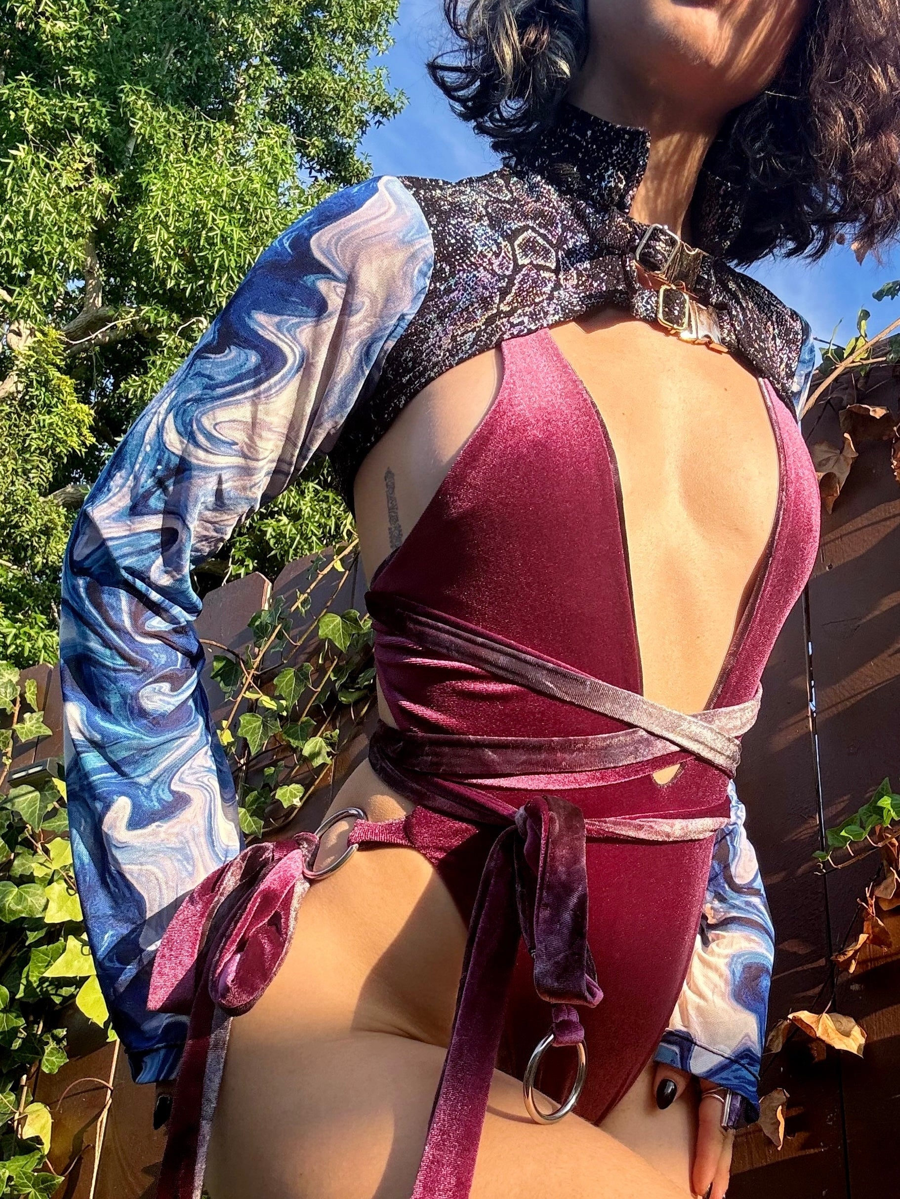 Luticauda Shrug image 3