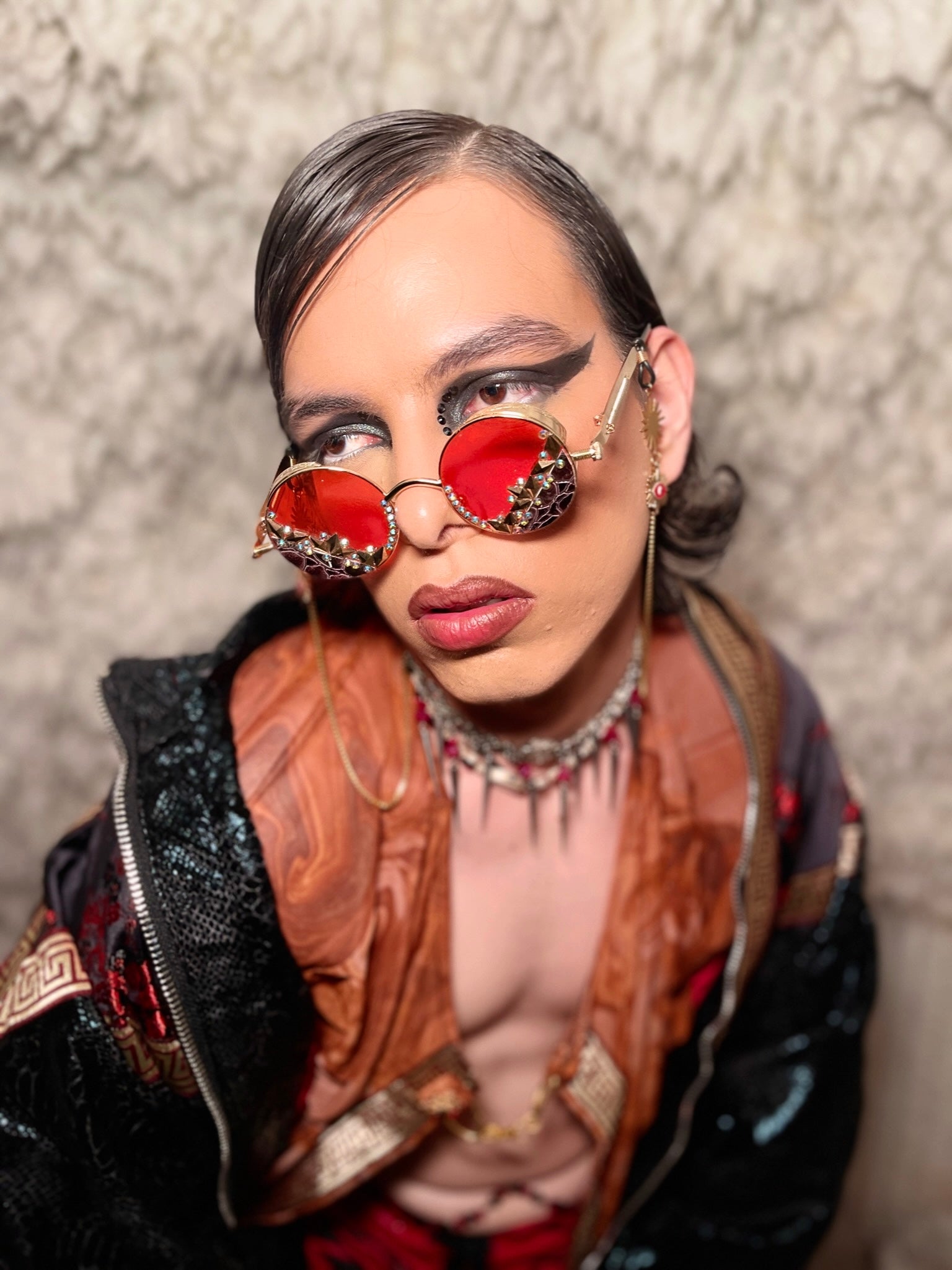 Medusa's Circle Shades - Red image 5