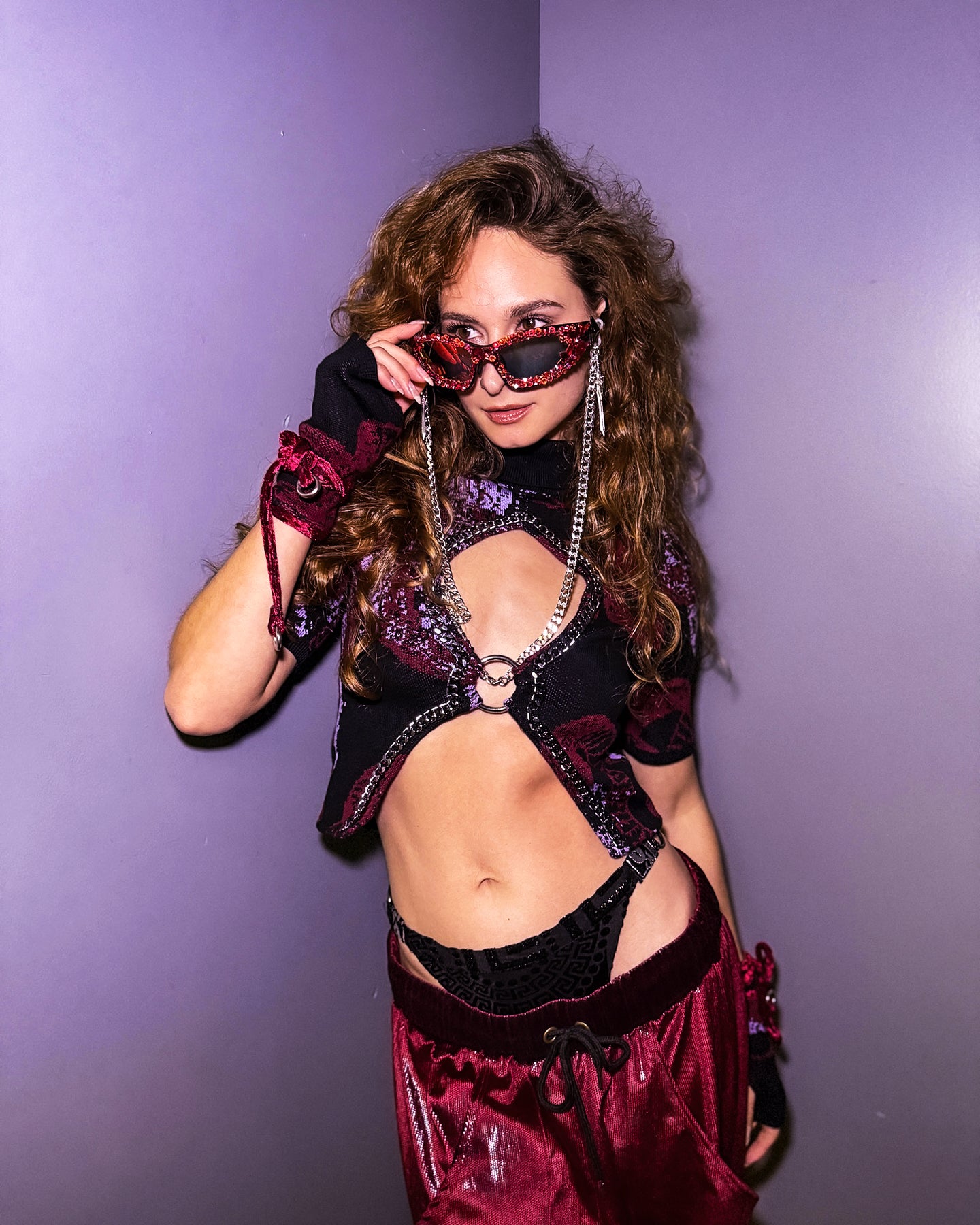 Crimson Slither Top & Gloves Set